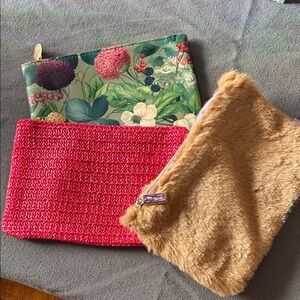 Ipsy Floral, Pink, and Tan Cosmetic Bags Set